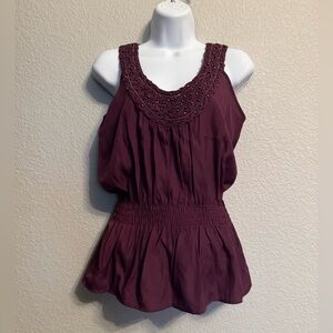 Gianni Bini Women’s purple peplum top w beading XS